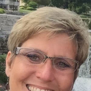 Meet your Posher, Janelle